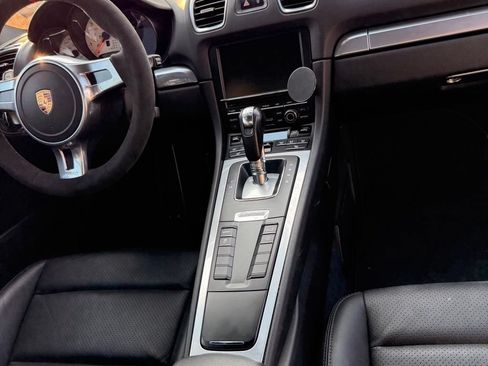 Used 2016 Porsche Cayman RWD image 19