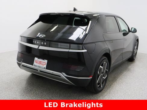 Used 2022 Hyundai Ioniq 5 SE image 7