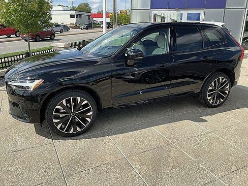 New 2026 Volvo XC60 B5 Ultra w/ Climate Package AWD/4WD image 11