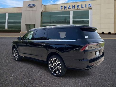 New 2026 Lincoln Navigator L Reserve AWD/4WD image 5