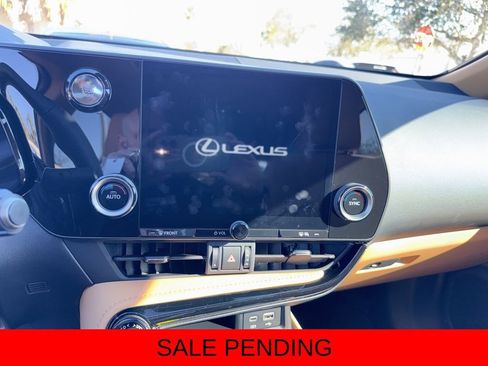 Certified 2025 Lexus NX 250 FWD w/ Towing Package (2000 Lbs) image 18