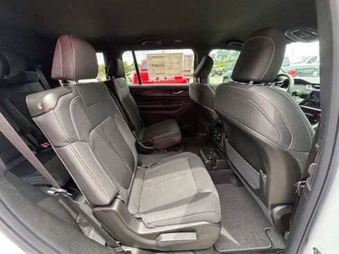 New 2026 Jeep Grand Cherokee L Laredo RWD image 8