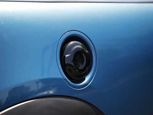 Used 2024 MINI Cooper S FWD image 8