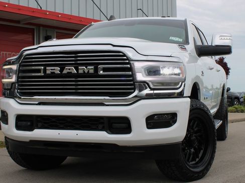 Used 2024 RAM 2500 Laramie AWD/4WD image 17