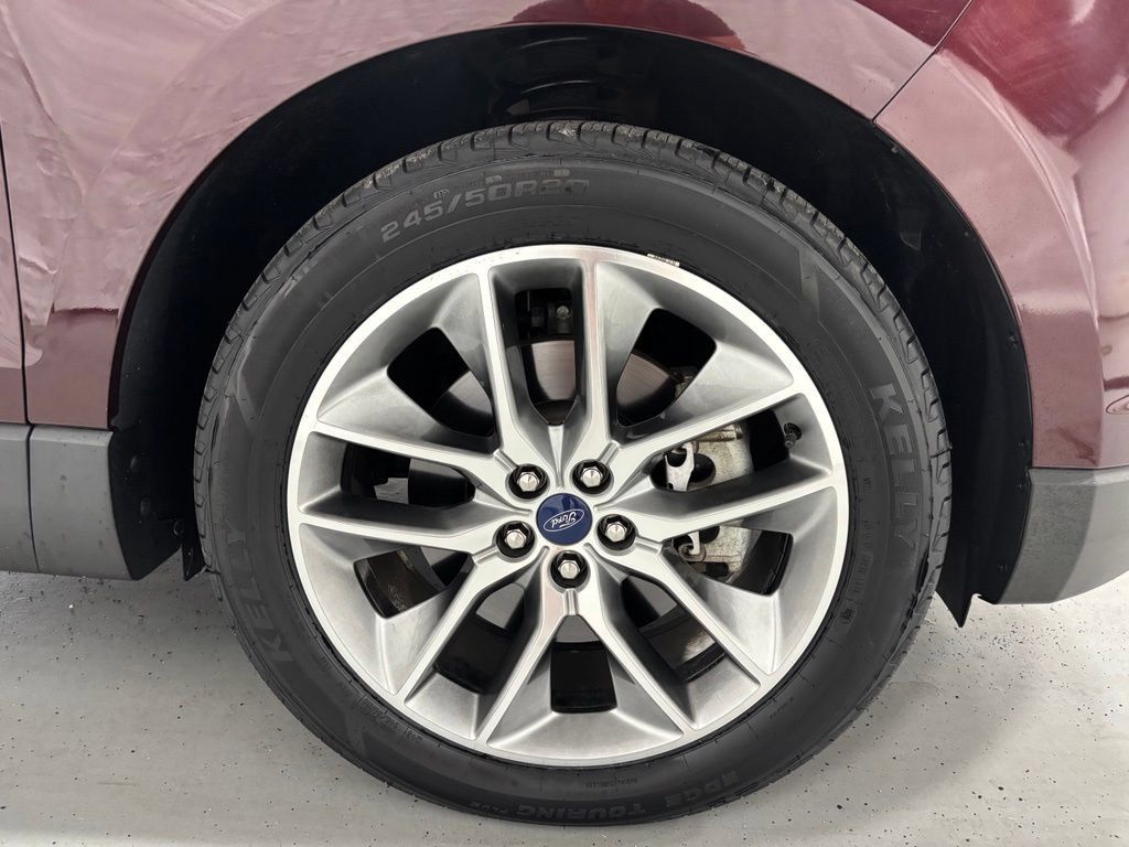 Used 2018 Ford Edge Titanium w/ Equipment Group 301A AWD/4WD image 61
