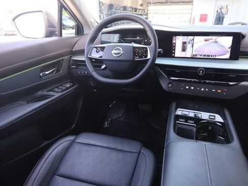 Certified 2025 Nissan Murano Platinum w/ Cargo Package AWD/4WD image 25