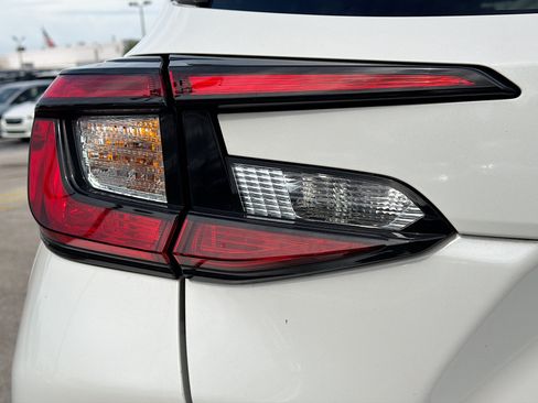 Used 2024 Subaru Crosstrek 2.5i Limited w/ Crosstrek Mirror Package AWD/4WD image 10