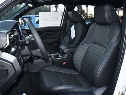 New 2025 Toyota Tacoma TRD Sport image 5