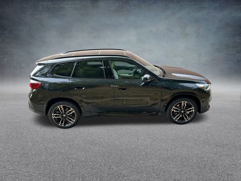 New 2026 BMW X1 xDrive28i w/ M Sport Package AWD/4WD image 9