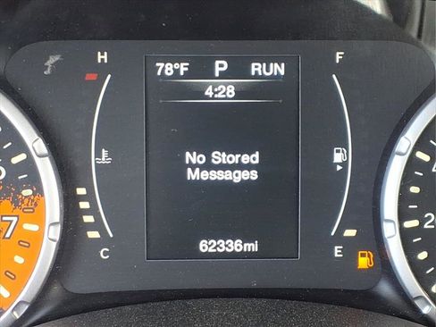 Used 2016 Jeep Renegade Sport w/ Power & Air Group FWD image 30