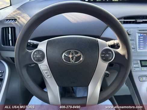 Used 2015 Toyota Prius Two FWD image 14