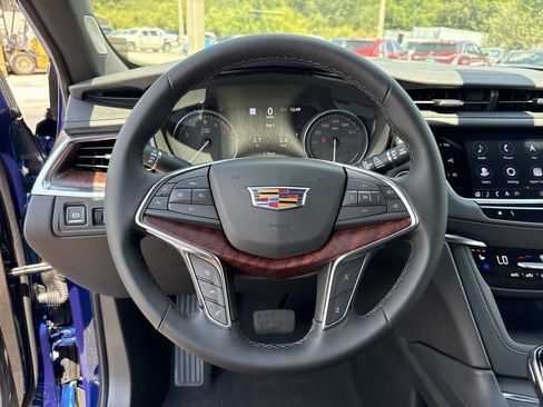 New 2026 Cadillac XT5 Premium Luxury w/ Driver Assist Package FWD image 25