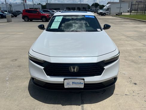 Certified 2023 Honda Accord Sport image 3