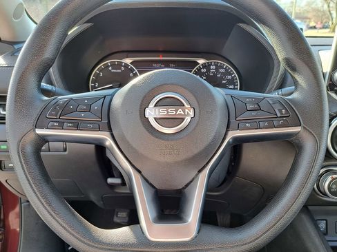 Used 2024 Nissan Sentra SV image 9