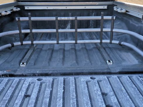 Used 2008 Nissan Frontier SE w/ SE Value Truck Pkg image 25