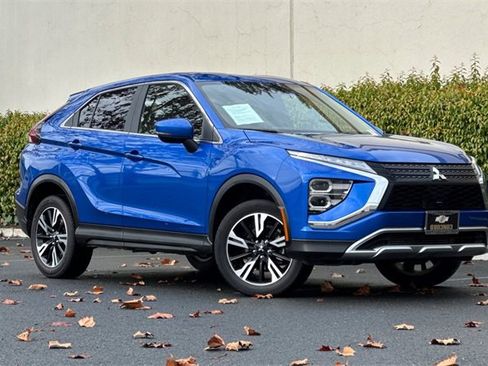 Used 2024 Mitsubishi Eclipse Cross SE image 2