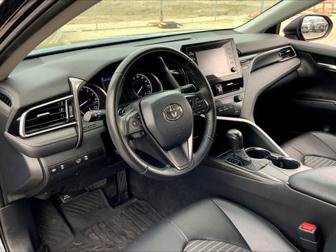 Used 2021 Toyota Camry SE w/ Convenience Package image 17