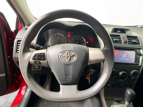 Used 2013 Toyota Corolla S FWD image 17