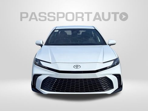 Used 2025 Toyota Camry SE w/ Convenience Package AWD/4WD image 13