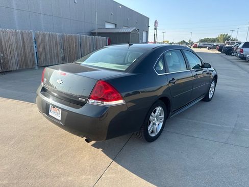 Used 2014 Chevrolet Impala LT w/ LT Sunroof Package FWD image 5