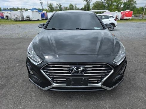 Used 2018 Hyundai Sonata SE w/ Cargo Package FWD image 2