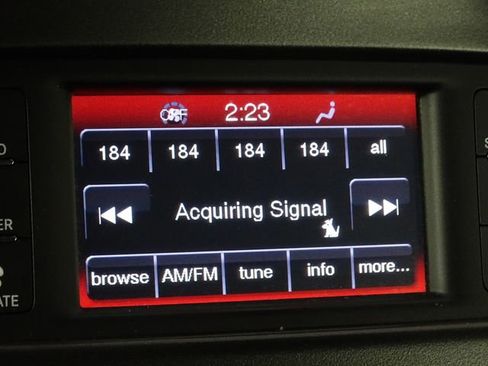 Used 2019 Dodge Journey SE w/ Connectivity Group FWD image 26