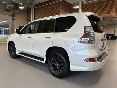 Used 2023 Lexus GX 460 Premium w/ Premium Package AWD/4WD image 5