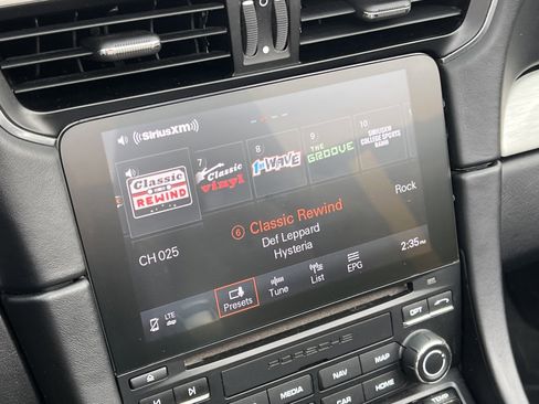 Certified 2019 Porsche 911 Turbo S image 24