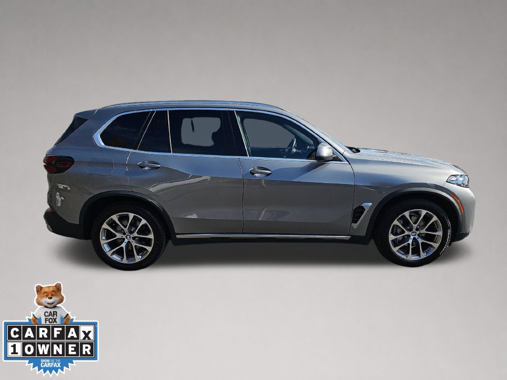 Certified 2024 BMW X5 xDrive40i w/ Premium Package AWD/4WD image 3