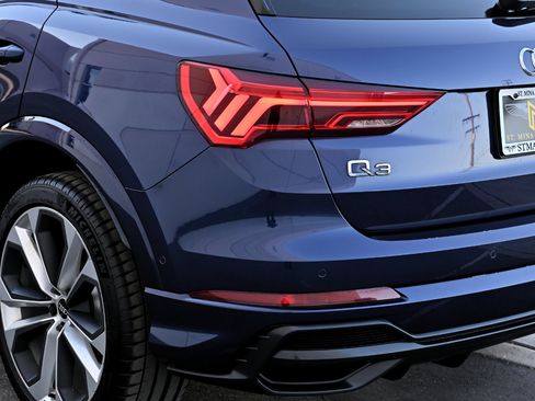 Used 2021 Audi Q3 2.0T Premium Plus w/ Premium Plus Package AWD/4WD image 38