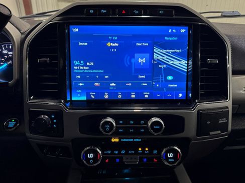 Used 2022 Ford F250 Lariat w/ Lariat Ultimate Package AWD/4WD image 27