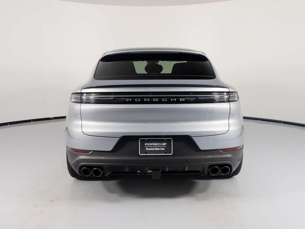 Certified 2026 Porsche Cayenne S AWD/4WD image 10