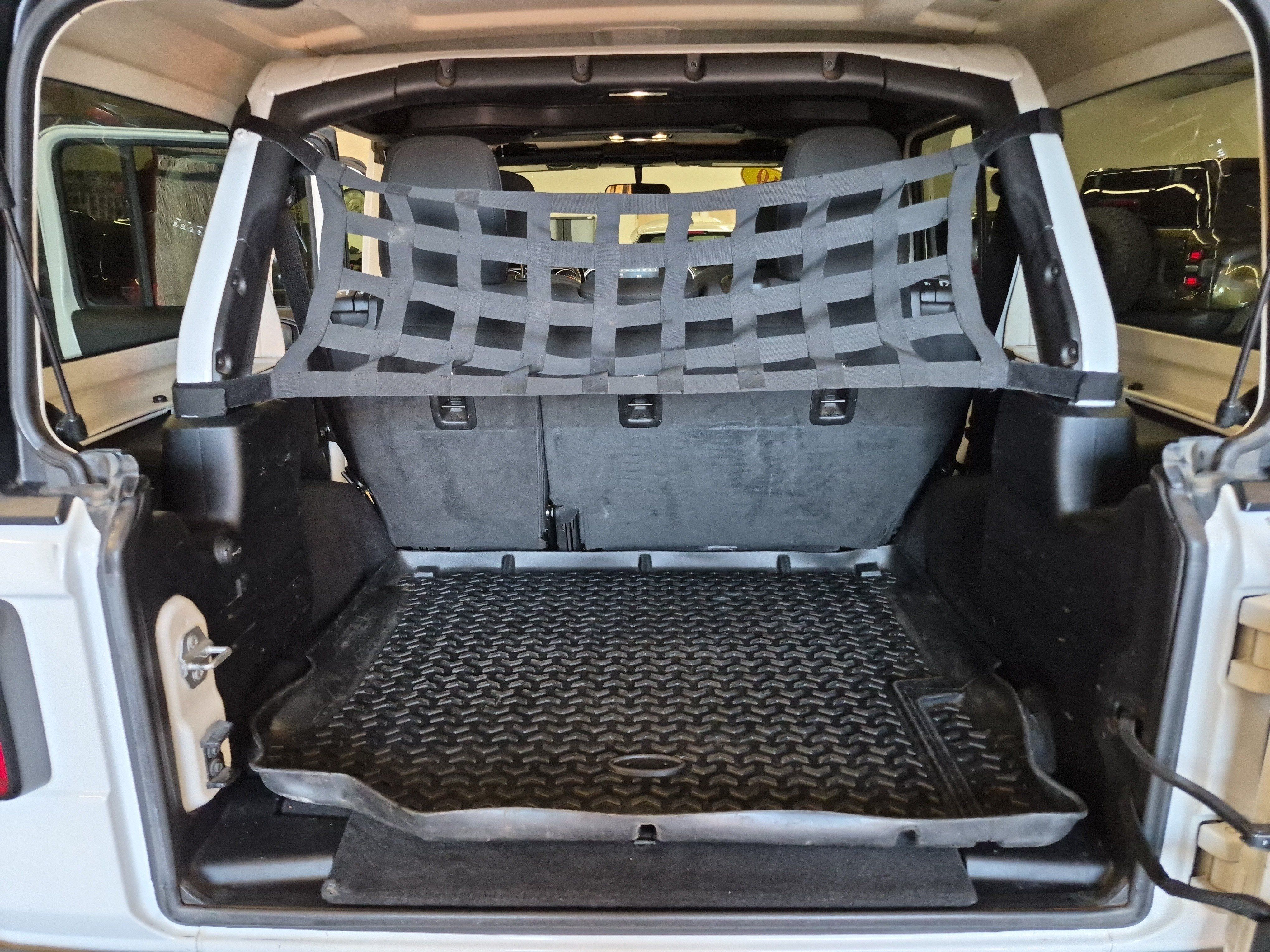 Used 2019 Jeep Wrangler Unlimited Sahara AWD/4WD image 17