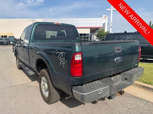 Used 2011 Ford F250 XLT w/ XLT Premium Pkg AWD/4WD image 6