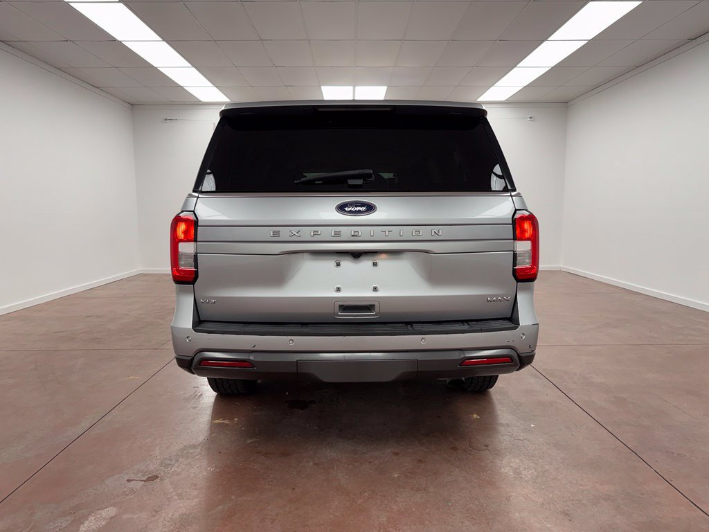 Used 2022 Ford Expedition Max XLT RWD image 4