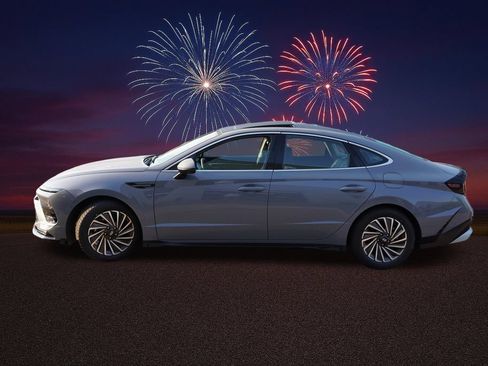 Used 2024 Hyundai Sonata Limited FWD image 9
