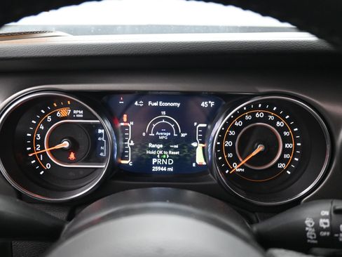 Used 2021 Jeep Wrangler Unlimited Sport image 10