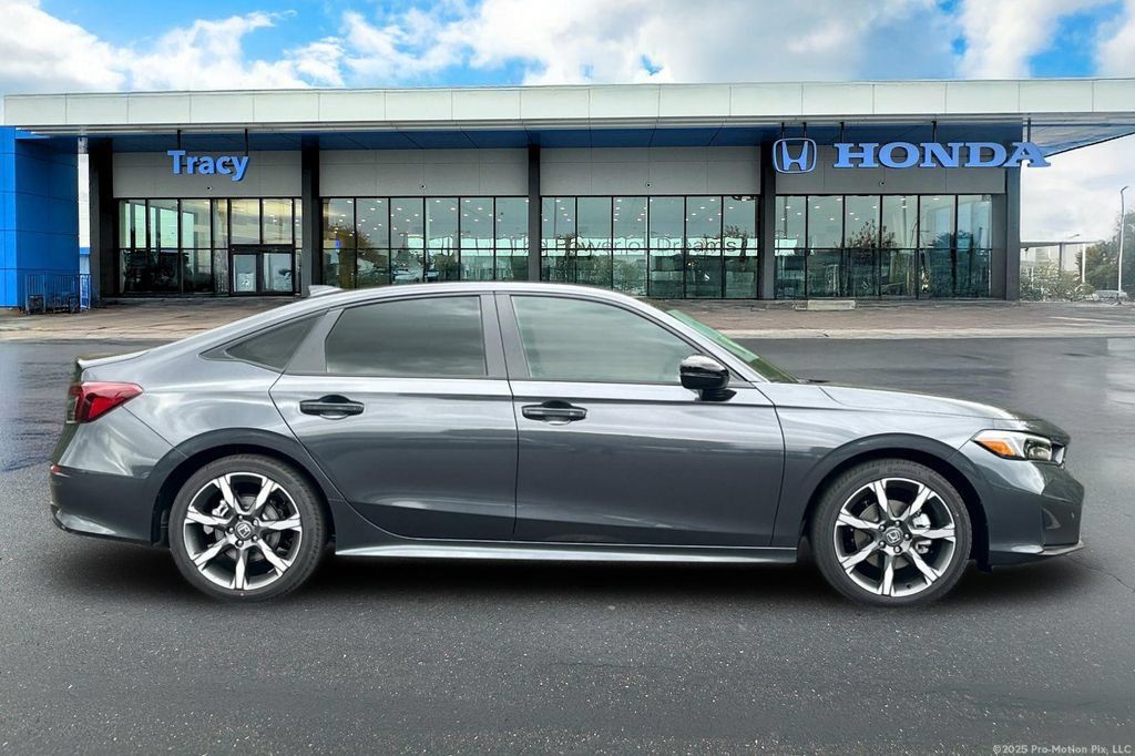 Used 2026 Honda Civic Sport Touring image 4