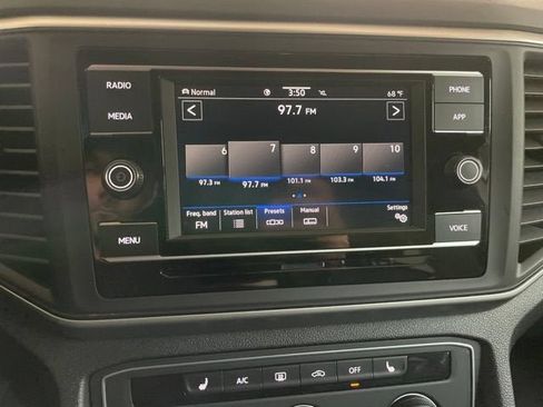 Certified 2022 Volkswagen Atlas Cross Sport SE AWD/4WD image 21