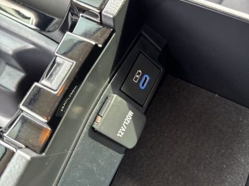 Used 2022 Toyota Corolla LE image 26