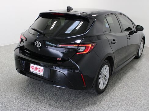 Used 2025 Toyota Corolla SE FWD image 7