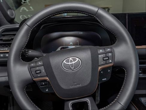 New 2026 Toyota Crown Signia AWD/4WD image 9