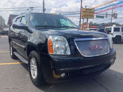 Used 2013 GMC Yukon SLT w/ SLT-2 Equipment Package