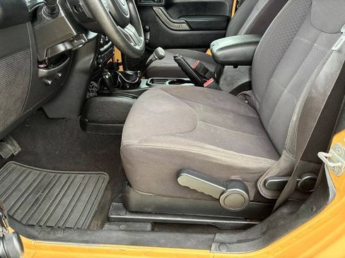 Used 2013 Jeep Wrangler Sport AWD/4WD image 23