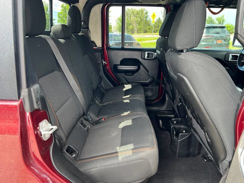 Used 2021 Jeep Gladiator Mojave AWD/4WD image 23