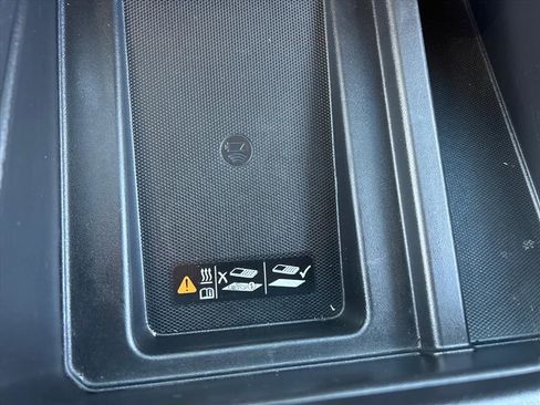 Used 2022 GMC Sierra 1500 SLT image 37