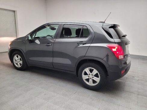 Used 2020 Chevrolet Trax LS w/ Tint and Cruise Package FWD image 3