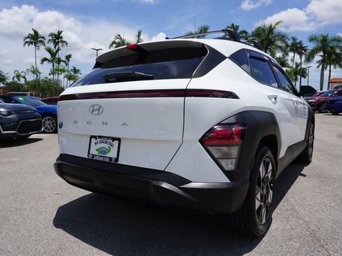Used 2024 Hyundai Kona SEL w/ Convenience Package FWD image 7