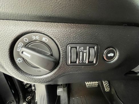 Used 2023 Dodge Challenger SRT Hellcat w/ Driver Convenience Group image 18