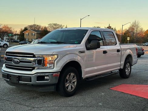 Used 2018 Ford F150 XLT image 8